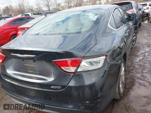 2017 Chrysler 200 Touring with VIN 1C3CCCFB5HN508644, listed as a IAAI auction lot 41653210 with 116,787 mi miles. Bid and sale history available at carsss.com. Image 4.