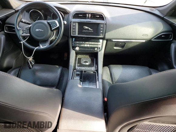 2018 Jaguar F-Pace 20d Prestige with VIN SADCK2FN6JA240059, listed as a Copart auction lot 55616185 with 74,069 mi miles and Clean Title. Bid and sale history available at DreamBid. Image 8.