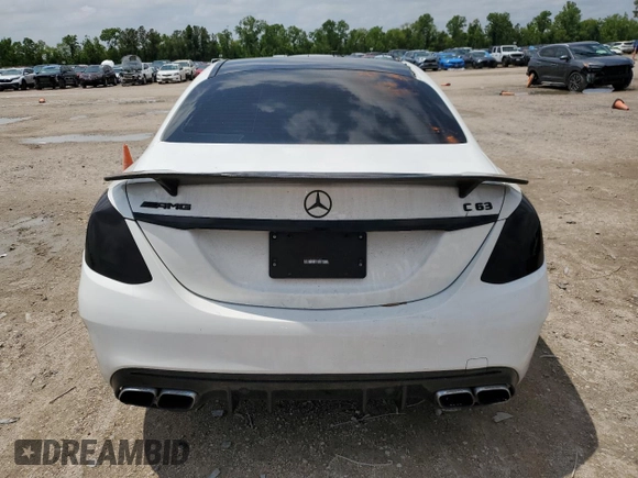 2020 Mercedes-Benz C 63 AMG z VIN 55SWF8GB3LU332405, wystawiony jako Copart lot #53685735 z przebiegiem 54 608 mil mil oraz Szkoda całkowita • Salvage title. Historia ofert i sprzedaży dostępna na DreamBid. Obrazek 6.