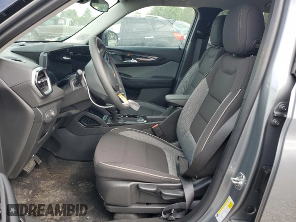 2024 Chevrolet TrailBlazer LS with VIN KL79MMS25RB052353, listed as a Copart auction lot 69180094 with 4,871 mi miles and Salvage Title. Bid and sale history available at DreamBid. Image 7.