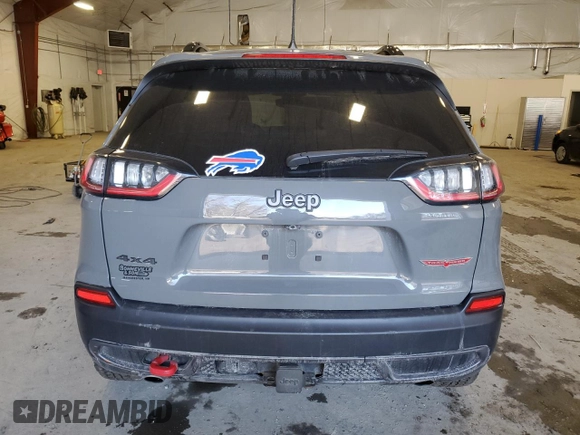 2022 Jeep Cherokee Trailhawk with VIN 1C4PJMBX2ND515868, listed as a Copart auction lot 47689335 with 47,903 mi miles and Salvage Title. Bid and sale history available at carsss.com. Image 6.
