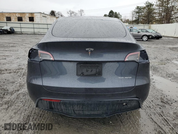 2024 Tesla Model Y Long Range with VIN 7SAYGDEE6RA278636, listed as a Copart auction lot 48718085 with 21,349 mi miles and Salvage Title. Bid and sale history available at DreamBid. Image 6.