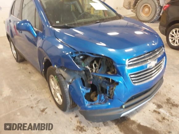2015 Chevrolet Trax LT with VIN KL7CJLSB2FB216338, listed as a IAAI auction lot 41864251 with 174,664 mi miles. Bid and sale history available at carsss.com. Image 6.
