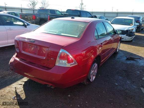 2007 Ford Fusion SE with VIN 3FAHP07Z47R194888, listed as a IAAI auction lot 41323445 with 124,743 mi miles. Bid and sale history available at carsss.com. Image 4.