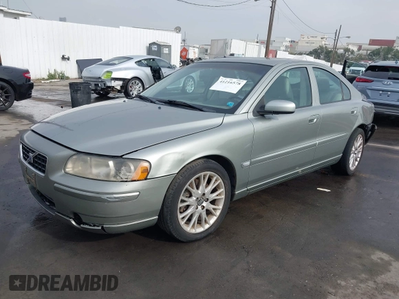 2006 Volvo S60 2.4L Turbo with VIN YV1RS547X62555387, listed as a IAAI auction lot 41216578 with 126,250 mi miles. Bid and sale history available at carsss.com. Image 2.