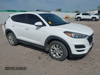 2020 Hyundai Tucson SE z VIN KM8J23A46LU077885, wystawiony jako IAAI lot #42003748 z przebiegiem 94 445 mil mil oraz . Historia ofert i sprzedaży dostępna na DreamBid. Obrazek 1.