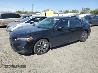 2024 Honda Civic EX z VIN 2HGFE1F7XRH330910, wystawiony jako Copart lot #50415895 z przebiegiem 28 208 mil mil oraz Szkoda całkowita • Salvage title. Historia ofert i sprzedaży dostępna na DreamBid. Obrazek 1.
