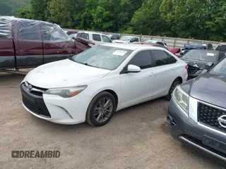 2017 Toyota Camry XLE z VIN 4T1BF1FK2HU712337, wystawiony jako IAAI lot #42389428 z przebiegiem 186 915 mil mil oraz . Historia ofert i sprzedaży dostępna na DreamBid. Obrazek 14.