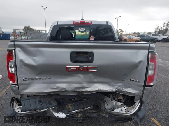 2017 GMC Canyon 4WD SLE with VIN 1GTG6CENXH1275254, listed as a IAAI auction lot 41776438 with 95,272 mi miles. Bid and sale history available at carsss.com. Image 16.