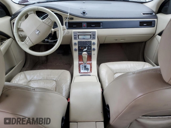 2008 Volvo V70 with VIN YV1BW982581033321, listed as a Copart auction lot 86269014 with 254,223 mi miles and Salvage title. Bid and sale history available at DreamBid. Image 8.