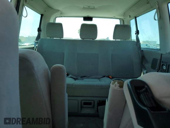 2002 Volkswagen EuroVan MV with VIN WV2MB470X2H068241, listed as a Copart auction lot 51183275 with 194,130 mi miles and Salvage Title. Bid and sale history available at DreamBid. Image 10.