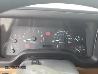 1998 Jeep Wrangler SE with VIN 1J4FY29P8WP784825, listed as a Copart auction lot 61581205 with 148,152 mi miles and Clean title. Bid and sale history available at DreamBid. Image 9.