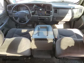 2005 Chevrolet Silverado 1500 LT with VIN 2GCEC19T751392373, listed as a Copart auction lot 53318345 with 206,126 mi miles and Clean Title. Bid and sale history available at carsss.com. Image 8.