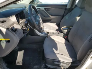 2013 Hyundai Elantra GLS z VIN KMHDH4AE5DU668141, wystawiony jako Copart lot #54221935 z przebiegiem 185 285 mil mil oraz Szkoda całkowita • Salvage title. Historia ofert i sprzedaży dostępna na DreamBid. Obrazek 7.