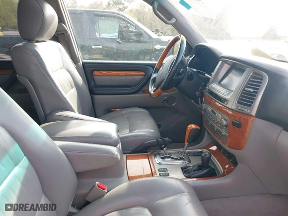 2007 Lexus LX 470 with VIN JTJHT00W674029596, listed as a IAAI auction lot 41904382 with NaN miles. Bid and sale history available at carsss.com. Image 5.