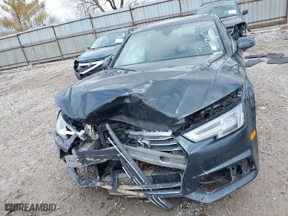 2018 Audi A4 Premium Plus with VIN WAUENAF44JN000852, listed as a IAAI auction lot 41630986 with 114,724 mi miles. Bid and sale history available at carsss.com. Image 12.