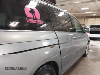 2008 Honda Odyssey EX-L with VIN 5FNRL38738B030818, listed as a IAAI auction lot 41718717 with 247,994 mi miles and . Bid and sale history available at DreamBid. Image 18.