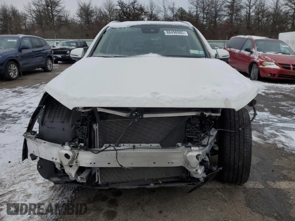 2022 Mercedes-Benz GLC 300 with VIN W1N0G8EB5NG077524, listed as a Copart auction lot 88498905 with 18,099 mi miles and Salvage title. Bid and sale history available at DreamBid. Image 5.