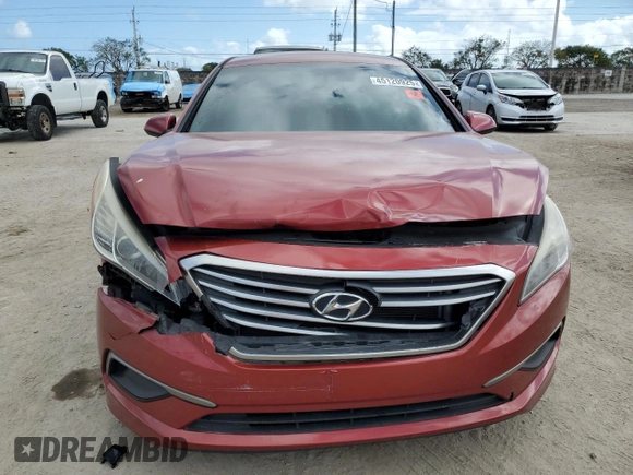 2016 Hyundai Sonata SE z VIN 5NPE24AF3GH307704, wystawiony jako Copart lot #45120925 z przebiegiem 126 347 mil mil oraz Szkoda całkowita • Salvage title. Historia ofert i sprzedaży dostępna na DreamBid. Obrazek 5.