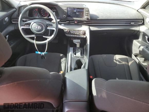 2023 Hyundai Elantra SEL z VIN 5NPLM4AG2PH103101, wystawiony jako Copart lot #49977135 z przebiegiem 28 443 mil mil oraz Szkoda całkowita • Salvage title. Historia ofert i sprzedaży dostępna na DreamBid. Obrazek 8.