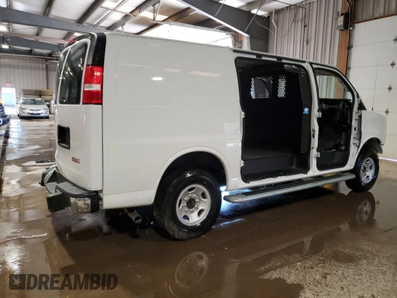 2024 GMC Savana Cargo Van with VIN 1GTW7AFP1R1233599, listed as a Copart auction lot 49504615 with 0 mi miles and Salvage Title. Bid and sale history available at carsss.com. Image 3.