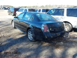 2002 Nissan Altima S with VIN 1N4AL11D52C264731, listed as a IAAI auction lot 41242713 with 189,741 mi miles. Bid and sale history available at carsss.com. Image 3.
