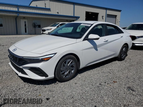 2024 Hyundai Elantra SEL z VIN KMHLM4DG1RU641644, wystawiony jako Copart lot #52002685 z przebiegiem 31 710 mil mil oraz Szkoda całkowita • Salvage title. Historia ofert i sprzedaży dostępna na DreamBid. Obrazek 1.