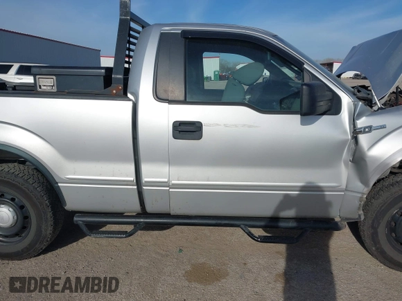 2012 Ford F-150 XL with VIN 1FTMF1CM5CFC93965, listed as a IAAI auction lot 41811871 with 1 mi miles. Bid and sale history available at carsss.com. Image 13.