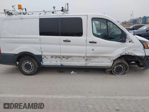 2016 Ford Transit Cargo with VIN 1FTYE1ZM9GKA62074, listed as a IAAI auction lot 41550212 with 138,474 mi miles. Bid and sale history available at carsss.com. Image 6.
