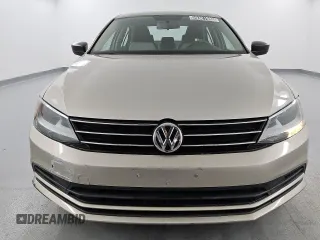 2015 Volkswagen Jetta SE with VIN 3VWD17AJ3FM213140, listed as a Copart auction lot 59301985 with 117,417 mi miles and Clean title. Bid and sale history available at DreamBid. Image 5.