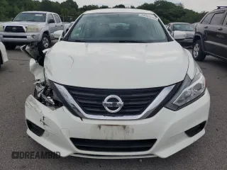 2018 Nissan Altima SV with VIN 1N4AL3AP3JC248838, listed as a Copart auction lot 63492094 with 77,143 mi miles and Salvage Title. Bid and sale history available at DreamBid. Image 5.