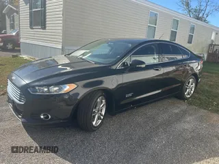 2015 Ford Fusion Energi Titanium with VIN 3FA6P0SU8FR284661, listed as a Copart auction lot 78322934 with 151,859 mi miles and Clean Title. Bid and sale history available at carsss.com. Image 2.