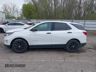 2019 Chevrolet Equinox LT z VIN 2GNAXUEV7K6118561, wystawiony jako IAAI lot #42177676 z przebiegiem 112 266 mil mil oraz . Historia ofert i sprzedaży dostępna na DreamBid. Obrazek 14.