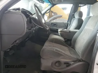 2001 Ford F-150 XLT с VIN 1FTRW07L01KA04562, выставлен на аукционе Copart как лот 52741935 с пробегом 288 598 миль миль и Списание • Salvage title. История ставок и продаж доступна на DreamBid. Изображение 7.