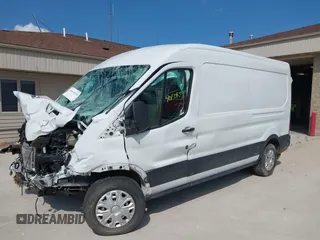 2019 Ford Transit with VIN 1FTYR2CM6KKB07483, listed as a IAAI auction lot 40104500 with Not Provided miles. Bid and sale history available at carsss.com. Image 16.