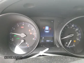 2019 Toyota C-HR XLE z VIN JTNKHMBX3K1050175, wystawiony jako Copart lot #52364415 z przebiegiem 69 811 mil mil oraz Szkody całkowita. Historia ofert i sprzedaży dostępna na DreamBid. Obrazek 9.