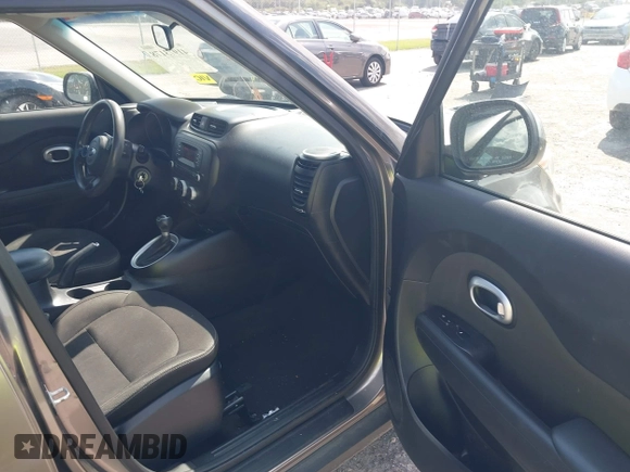 2016 Kia Soul with VIN KNDJN2A21G7344312, listed as a IAAI auction lot 41973178 with 150,942 mi miles. Bid and sale history available at carsss.com. Image 5.