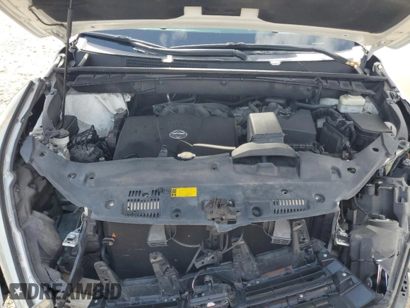 2017 Toyota Highlander XLE with VIN 5TDJZRFH2HS397442, listed as a Copart auction lot 60842085 with 109,891 mi miles and Salvage title. Bid and sale history available at DreamBid. Image 12.