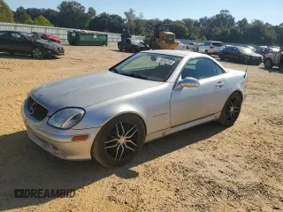 2003 Mercedes-Benz SLK-Class 2.3L with VIN WDBKK49F93F291941, listed as a Copart auction lot 76016754 with 113,702 mi miles and Salvage Title. Bid and sale history available at carsss.com. Image 1.
