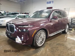 2024 BMW X7 xDrive40i with VIN 5UX23EM05R9T70262, listed as a Copart auction lot 48910795 with 11,648 mi miles and Salvage Title. Bid and sale history available at carsss.com. Image 1.