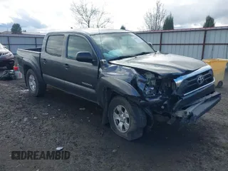 2014 Toyota Tacoma with VIN 3TMLU4EN1EM158171, listed as a IAAI auction lot 41980335 with 193,444 mi miles. Bid and sale history available at carsss.com. Image 1.