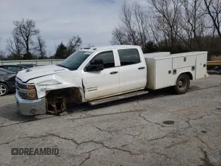 2017 Chevrolet Silverado 3500HD Work Truck z VIN 1GB4KYCY0HF118011, wystawiony jako Copart lot #49736105 z przebiegiem 230 882 mil mil oraz Szkoda całkowita • Salvage title. Historia ofert i sprzedaży dostępna na DreamBid. Obrazek 1.