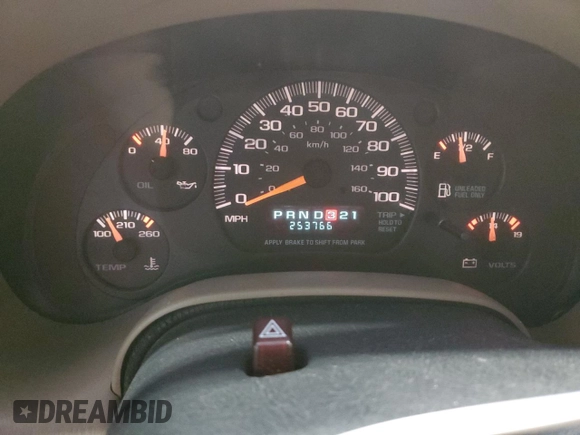 2000 Chevrolet Astro with VIN 1GNEL19W1YB207689, listed as a Copart auction lot 54711595 with 253,766 mi miles and Non Repairable. Bid and sale history available at carsss.com. Image 9.
