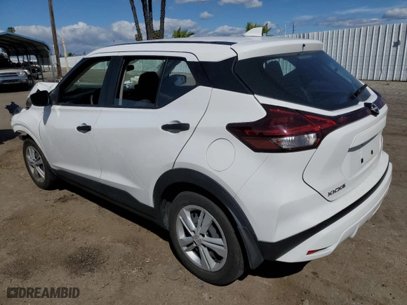 2022 Nissan Kicks S with VIN 3N1CP5BV8NL477299, listed as a Copart auction lot 51075205 with 34,407 mi miles and Salvage Title. Bid and sale history available at carsss.com. Image 2.