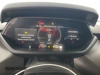 2022 Audi e-tron GT Premium Plus z VIN WAUCJBFW0N7001582, wystawiony jako Copart lot #84433364 z przebiegiem 29 221 mil mil oraz Szkody całkowita. Historia ofert i sprzedaży dostępna na DreamBid. Obrazek 9.