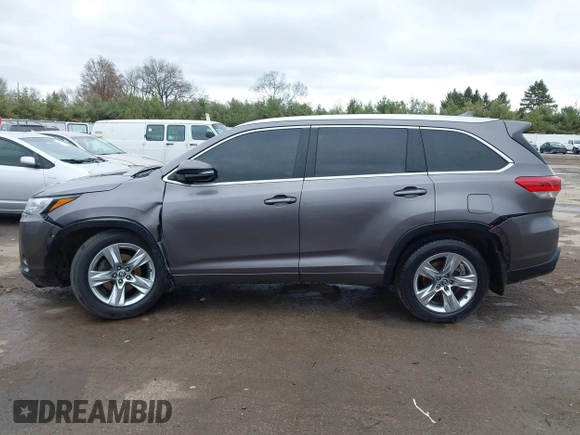 2019 Toyota Highlander Limited with VIN 5TDDZRFH0KS964865, listed as a IAAI auction lot 42032349 with 142,811 mi miles and . Bid and sale history available at DreamBid. Image 14.