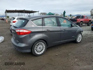 2016 Ford C-Max SEL with VIN 1FADP5BU4GL107402, listed as a Copart auction lot 50649295 with 143,776 mi miles and Salvage Title. Bid and sale history available at DreamBid. Image 3.