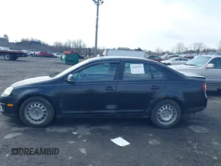 2008 Volkswagen Jetta S с VIN 3VWJZ71K68M164247, выставлен на аукционе IAAI как лот 42033103 с пробегом 168 325 миль миль и . История ставок и продаж доступна на DreamBid. Изображение 14.