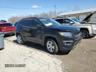 2019 Jeep Compass Latitude with VIN 3C4NJDBB7KT847886, listed as a Copart auction lot 49883665 with 162,470 mi miles and Salvage title. Bid and sale history available at DreamBid. Image 4.