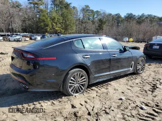 2018 Kia Stinger with VIN KNAE15LA2J6017155, listed as a Copart auction lot 46068735 with 98,295 mi miles and Salvage Title. Bid and sale history available at DreamBid. Image 3.